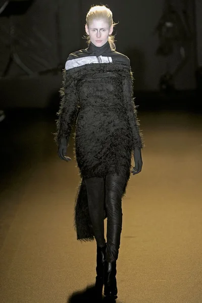 Look 23